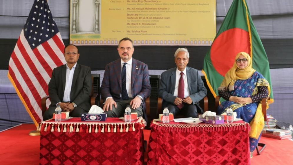 US grants $235,000 to restore Musa Khan Mosque at DU