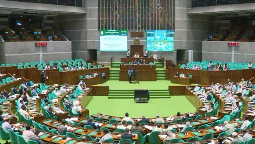 JS sitting resumes after four day break